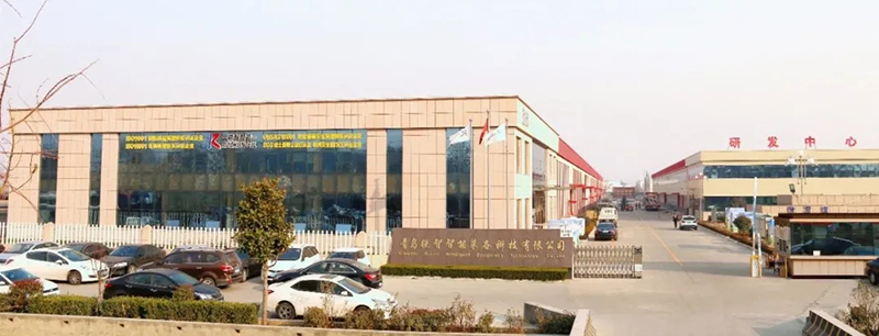 銳智風(fēng)采.jpg 銳智風(fēng)采.jpg