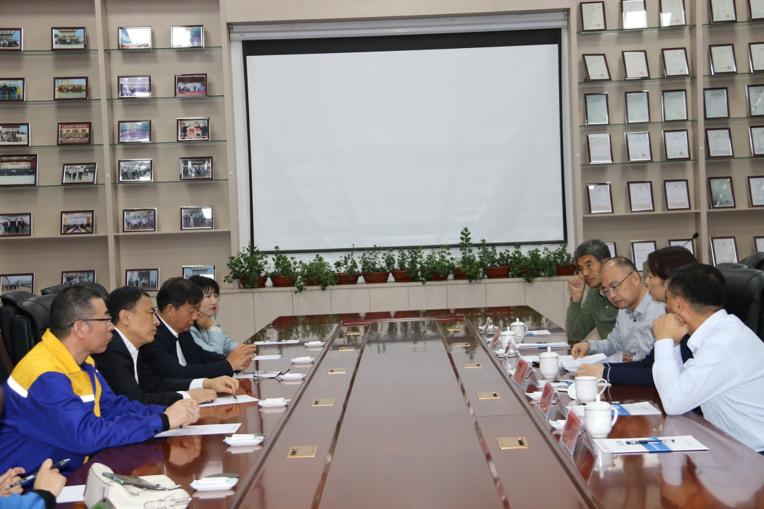 青島市科技局基礎(chǔ)研究處處長(zhǎng)李欣一行蒞臨銳智考察指導(dǎo)市重點(diǎn)實(shí)驗(yàn)室建設(shè)工作 青島市科技局基礎(chǔ)研究處處長(zhǎng)李欣一行蒞臨銳智考察指導(dǎo)市重點(diǎn)實(shí)驗(yàn)室建設(shè)工作