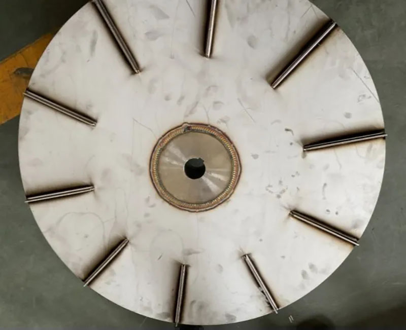 焊工標兵欒俊杰:匠心獨運,品質卓越 焊工標兵欒俊杰:匠心獨運,品質卓越